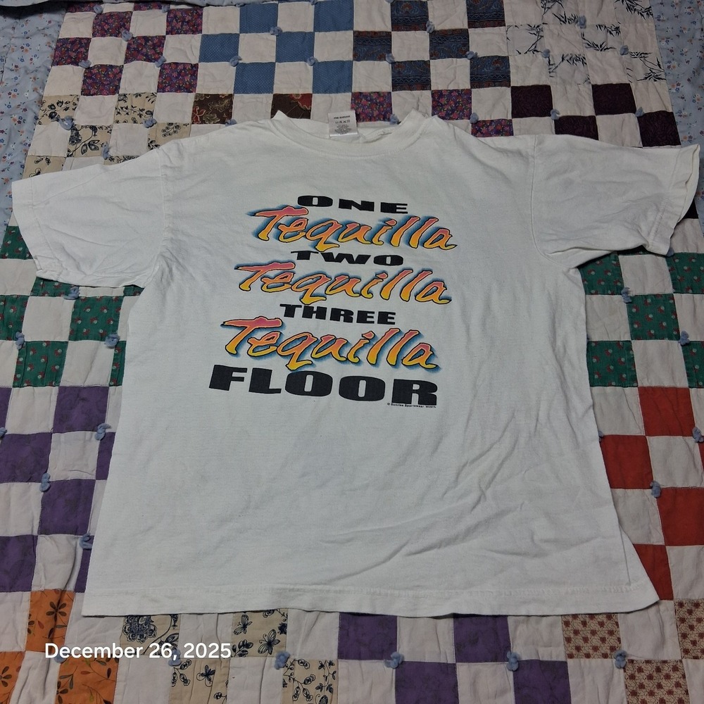 * VTG One Tequilla Two Tequilla Three Tequilla‎ Floor T Shirt Size Large